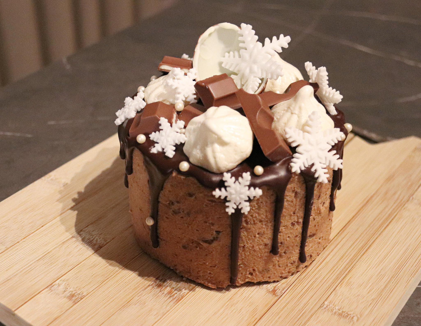 Feestelijke Kinderbeuno taart